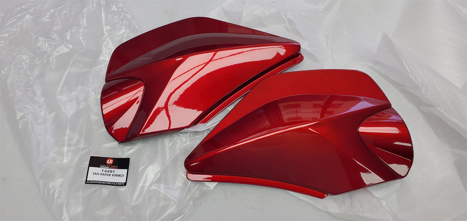 DRİFT AKÜ YAN KAPAK TK KIRMIZI (14491)