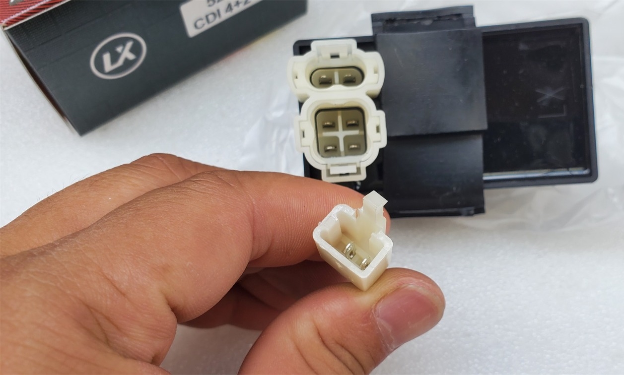 KUBA TK 03 CDI BEYİN 4+2+2 (52110)